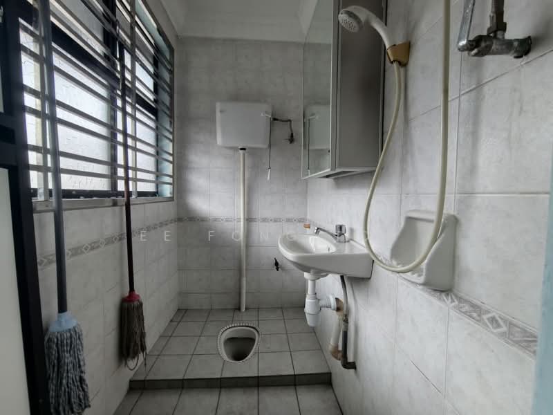 Rumah Berkembar untuk Dijual di Taman Nong Chik (Johor Bahru) - Ee Fong Toh - PropertyGuru.com.my