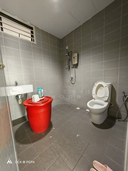 Apartment for Rent at Telaga Emas - Ooi Chee Khoon - Bathroom 1 - PropertyGuru.com.my
