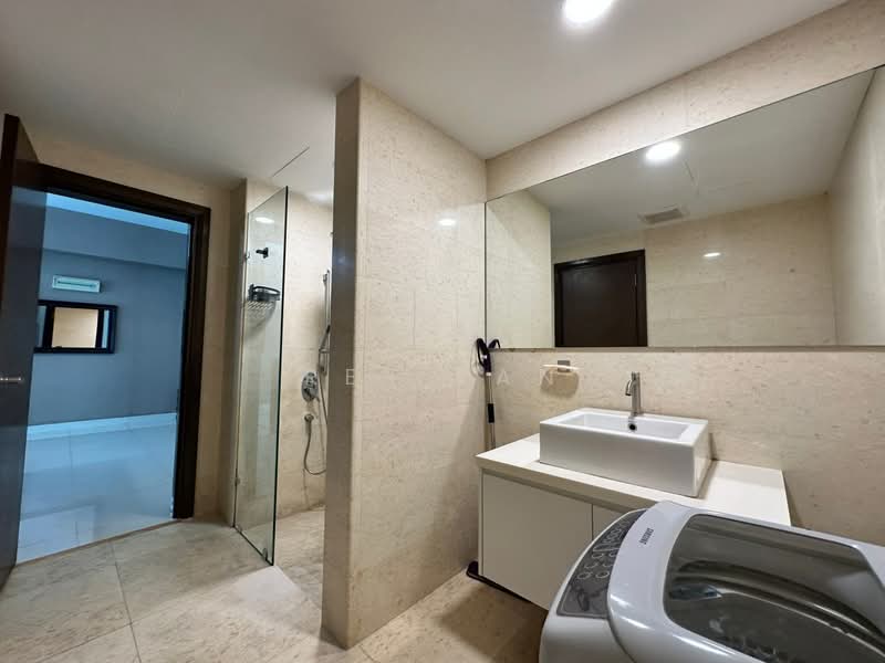 Servis Apartment untuk Disewa di Regalia Residence - Rex Tan - PropertyGuru.com.my