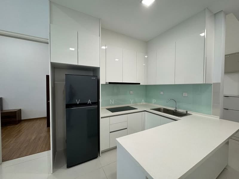 Service Residence for Rent at Met 1 Residences - Vayn Yap - Kitchen - PropertyGuru.com.my