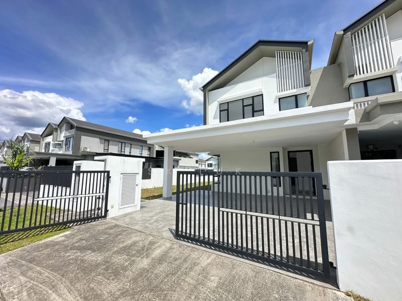Semi-Detached House for Sale in Kota Emerald (Rawang) - SK Luk - Exterior - PropertyGuru.com.my