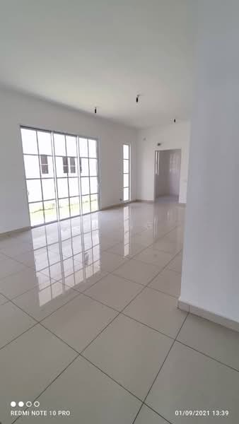Rumah Kluster untuk Dijual di Eco Majestic (Semenyih) - JH Ng - Living Room - PropertyGuru.com.my