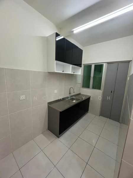 Kondominium untuk Disewa di Sky Awani Residensi 1 - Vincent Yeoh - Kitchen - PropertyGuru.com.my