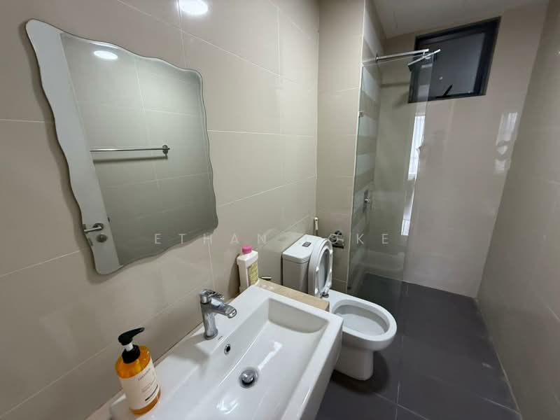 Service Residence for Rent at United Point (Residensi Berpadu) - Ethan Loke - Bathroom - PropertyGuru.com.my