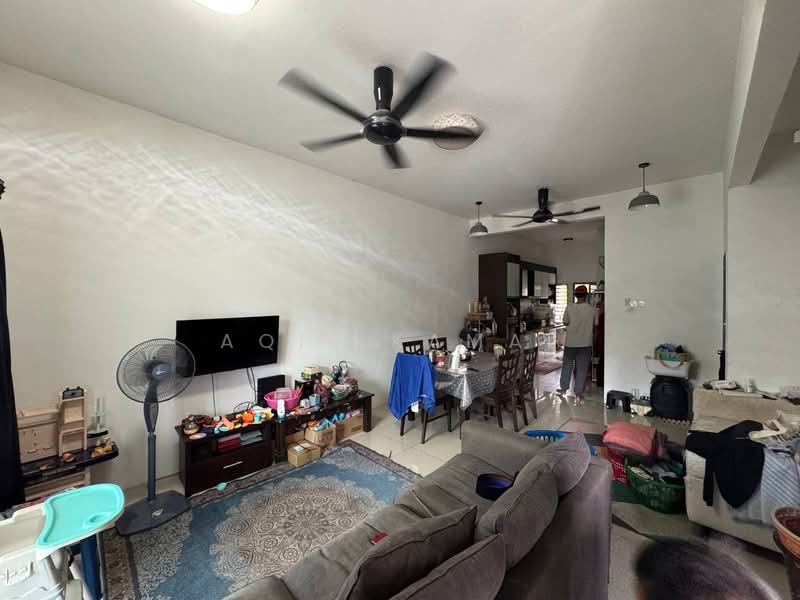 Terraced House for Sale in Kuala Selangor (Selangor) - Aqil Kamal - Living Room - PropertyGuru.com.my