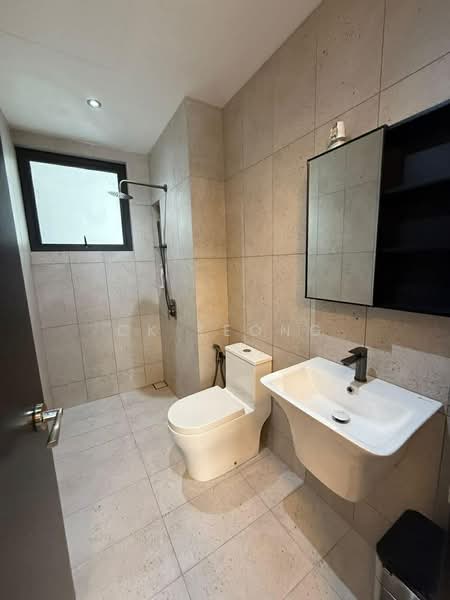 Condominium for Rent at EdgeWood Residences @ SkySanctuary - CK Teong - Bathroom - PropertyGuru.com.my
