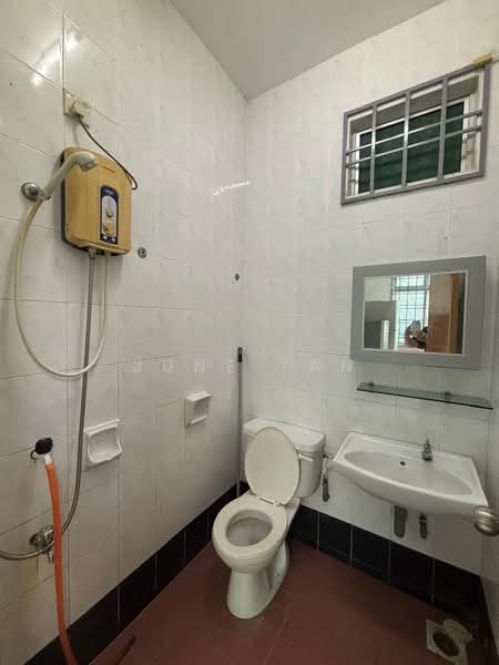 Rumah Teres 1 Tingkat untuk Disewa di Taman Gaya (Ulu Tiram) - June Tan - PropertyGuru.com.my