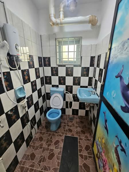 Apartment for Rent at Lily & Jasmine Apartment - Le Ching . - Bathroom - PropertyGuru.com.my