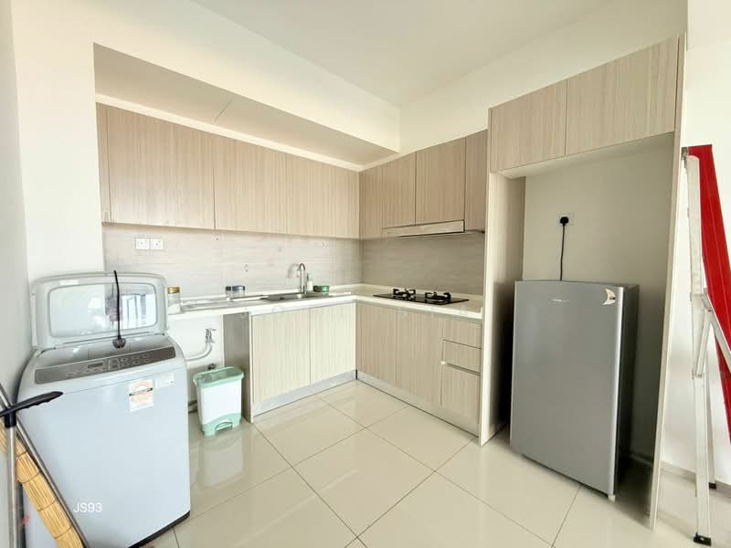Pangsapuri untuk Dijual di Adria Residences - Joel Sia - Kitchen - PropertyGuru.com.my