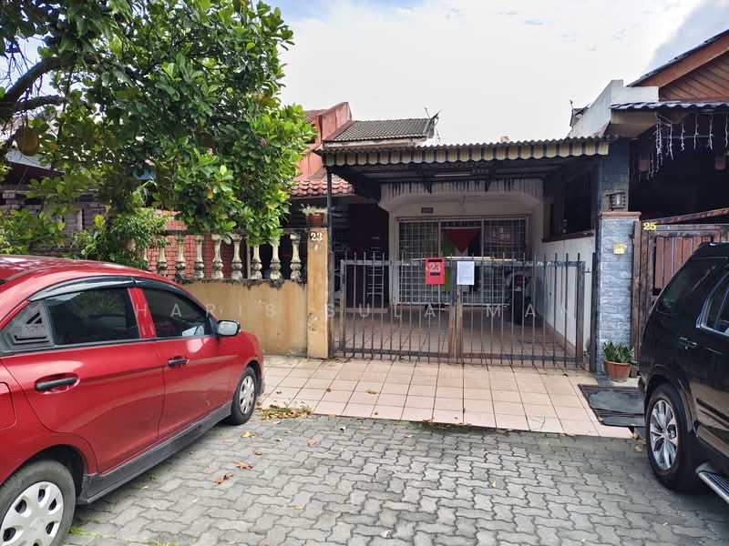1-storey Terraced House for Sale in Klang (Selangor) - Haris Sulaiman - Exterior - PropertyGuru.com.my