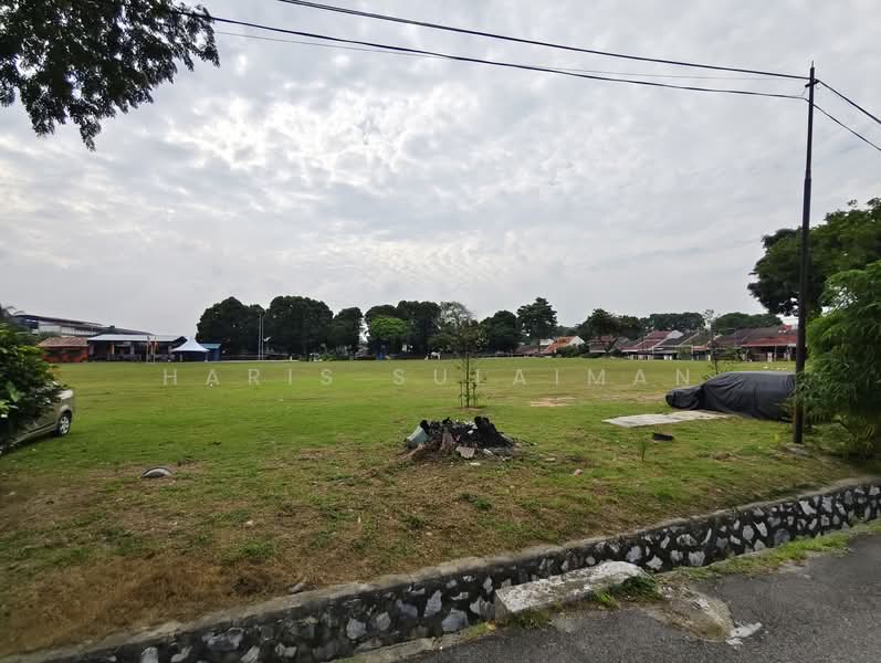 1-storey Terraced House for Sale in Klang (Selangor) - Haris Sulaiman - Exterior - PropertyGuru.com.my