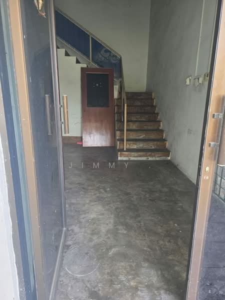 Factory for Rent in Taman Desa Cemerlang (Ulu Tiram) - Jimmy . - Entrance - PropertyGuru.com.my
