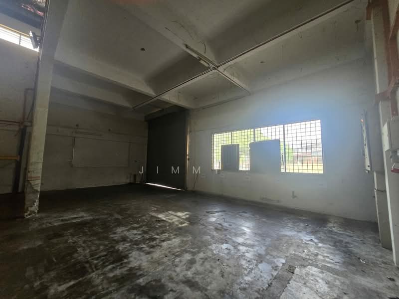 Factory for Rent in Taman Desa Cemerlang (Ulu Tiram) - Jimmy . - Interior - PropertyGuru.com.my