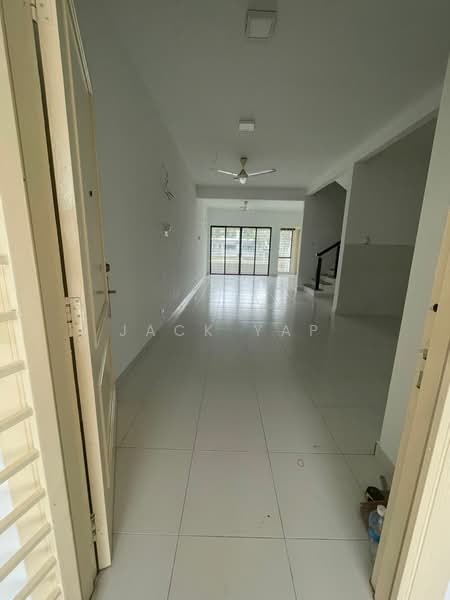 2-storey Terraced House for Sale in Denai Alam (Shah Alam) - Jack Yap - Entrance - PropertyGuru.com.my
