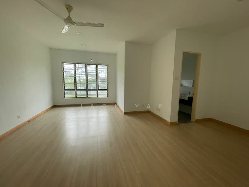 2-storey Terraced House for Sale in Denai Alam (Shah Alam) - Jack Yap - Living Room - PropertyGuru.com.my