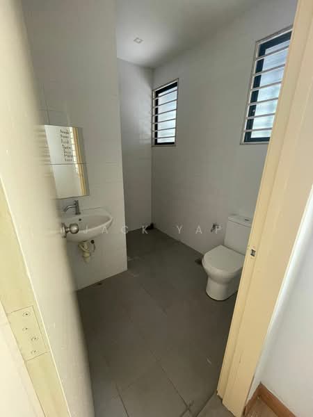 2-storey Terraced House for Sale in Denai Alam (Shah Alam) - Jack Yap - Bathroom - PropertyGuru.com.my