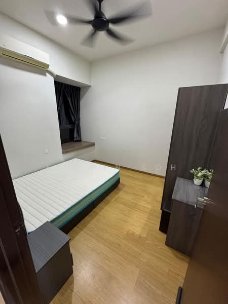 Condominium for Rent at Bay Point @ Country Garden Danga Bay - Eldwin Soh - Bedroom - PropertyGuru.com.my