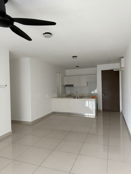 Servis Apartment untuk Dijual di H2O Residences - Zyang Loo - Living Room - PropertyGuru.com.my