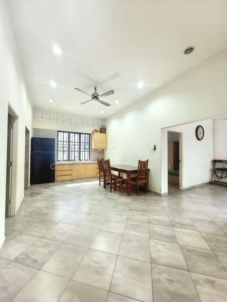 Bungalow for Rent in Kelapa Sawit (Kulai) - Claire Lai - Kitchen - PropertyGuru.com.my