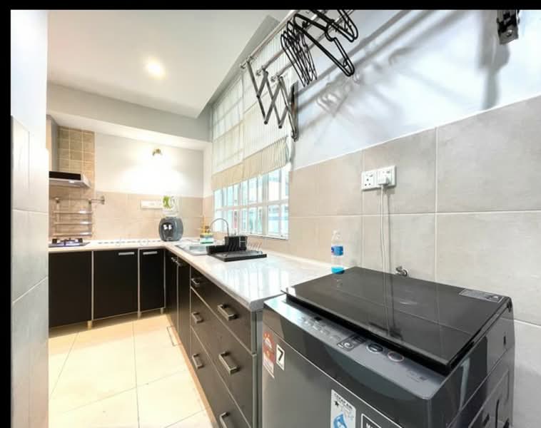 1.5-storey Terraced House for Rent in Taman Inderawasih (Perai) - Josephine Lim - Kitchen - PropertyGuru.com.my