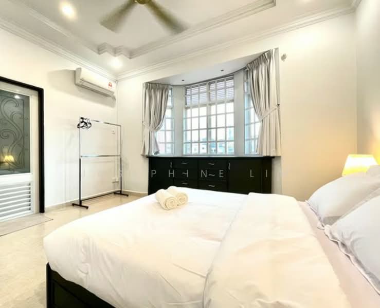 1.5-storey Terraced House for Rent in Taman Inderawasih (Perai) - Josephine Lim - Bedroom - PropertyGuru.com.my