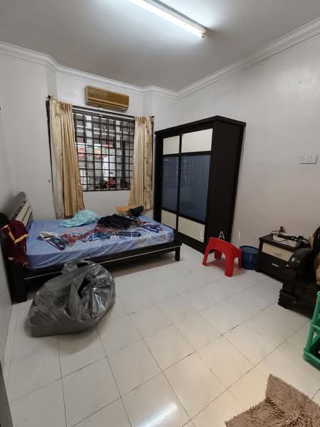 2-storey Terraced House for Rent in Taman Mewah (Kulai) - Claire Lai - Bedroom - PropertyGuru.com.my