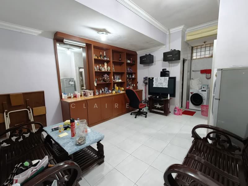 2-storey Terraced House for Rent in Taman Mewah (Kulai) - Claire Lai - Living Room - PropertyGuru.com.my