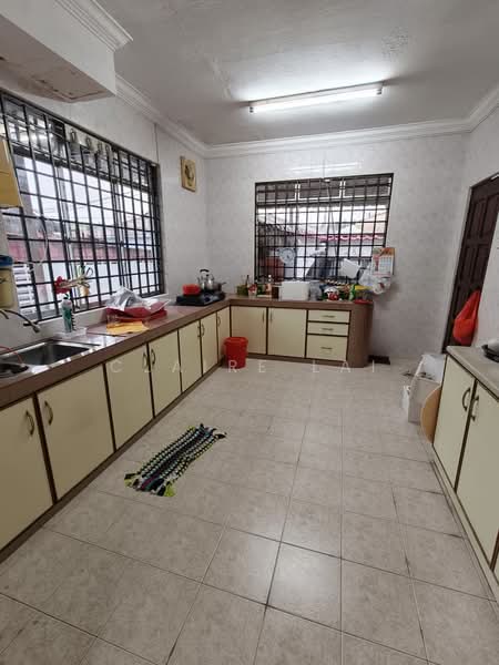 2-storey Terraced House for Rent in Taman Mewah (Kulai) - Claire Lai - Kitchen - PropertyGuru.com.my