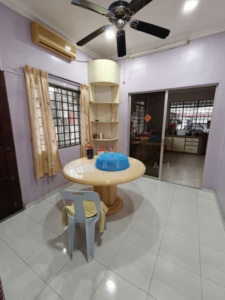 2-storey Terraced House for Rent in Taman Mewah (Kulai) - Claire Lai - Dining Room - PropertyGuru.com.my