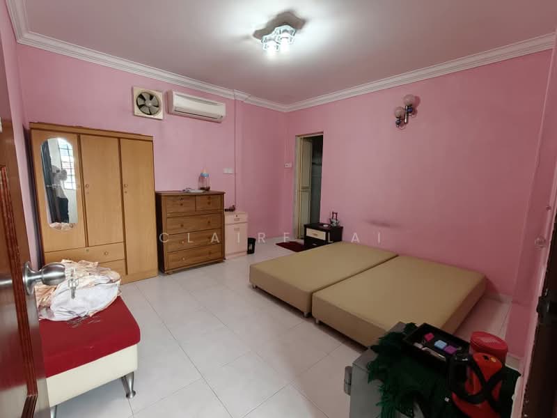 2-storey Terraced House for Rent in Taman Mewah (Kulai) - Claire Lai - Bedroom - PropertyGuru.com.my