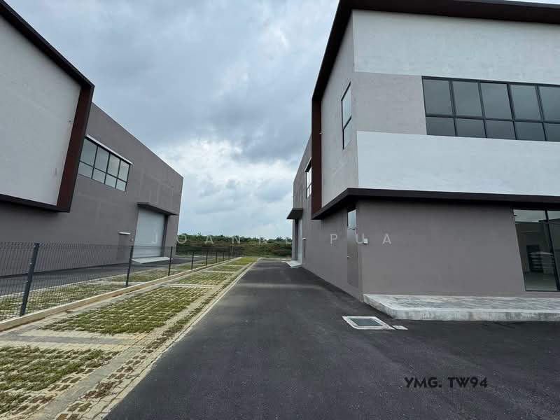 Factory for Rent in Taman Perindustrian Air Hitam (Klang) - Joanne Pua - Exterior - PropertyGuru.com.my