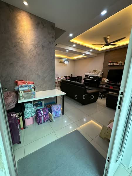Terraced House for Sale in Kota Kemuning (Shah Alam) - Shawn Seow - Living Room - PropertyGuru.com.my