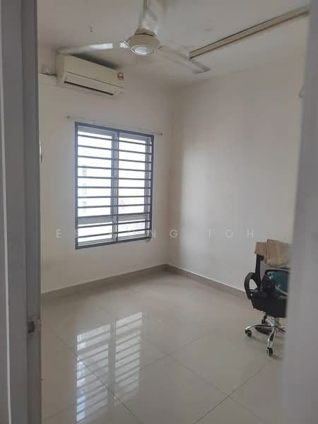 Service Residence for Sale at SuriaMas Suites - Ee Fong Toh - Interior - PropertyGuru.com.my