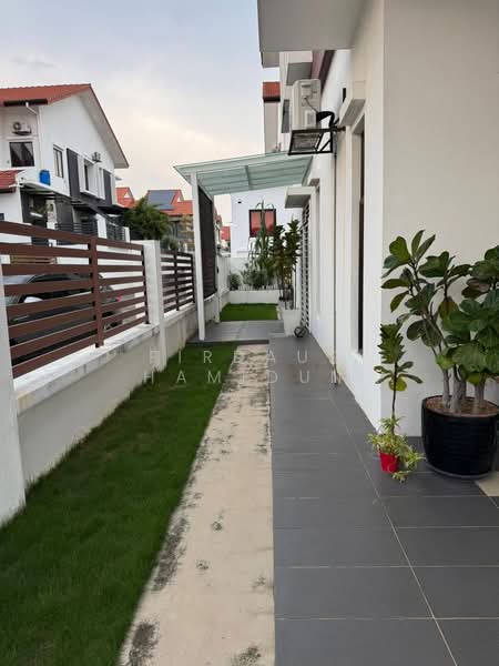 2-storey Terraced House for Sale in Alam Impian (Shah Alam) - Firdaus Hamidun - PropertyGuru.com.my