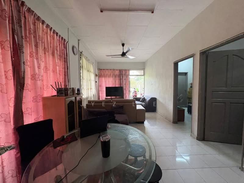 1-storey Terraced House for Sale in Senai (Johor) - Jyez Lee - PropertyGuru.com.my