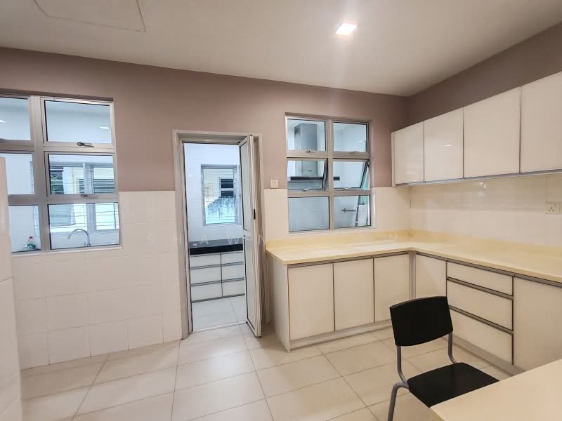 Rumah Teres untuk Dijual di Kota Kemuning (Shah Alam) - Shawn Seow - Kitchen - PropertyGuru.com.my