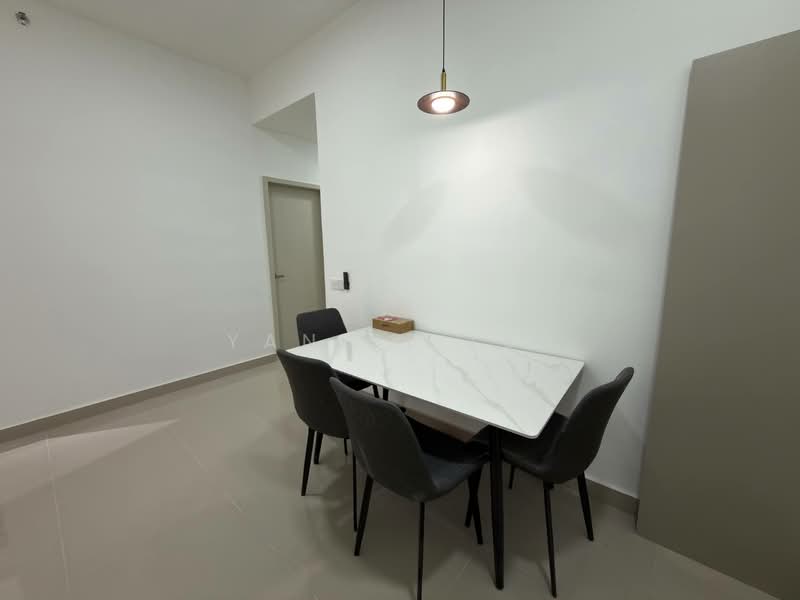 Service Residence for Rent at Residensi Ava @ Kiara Bay - Yanise Lee - Dining Room - PropertyGuru.com.my