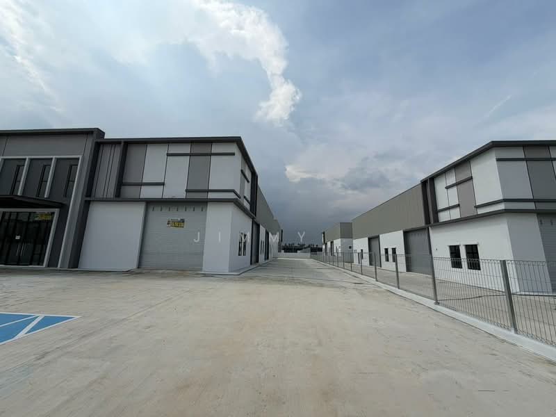 Factory for Rent in Eco Business Park 1 (Johor Bahru) - Jimmy . - Exterior - PropertyGuru.com.my