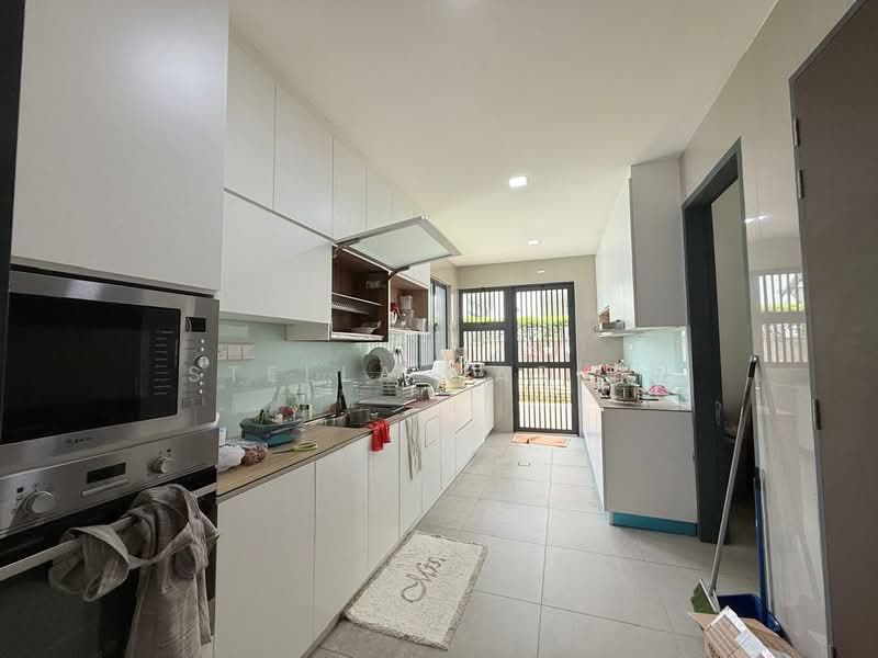 Rumah Banglo untuk Dijual di Iskandar Puteri (Nusajaya) (Johor) - Stella Narita - Kitchen - PropertyGuru.com.my