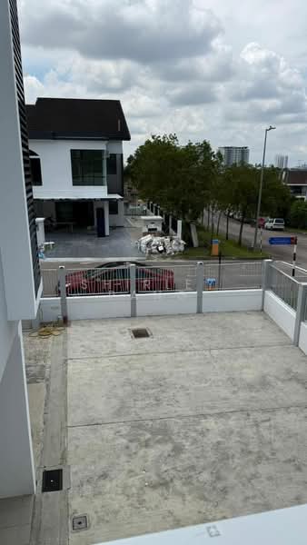Rumah Berkembar untuk Dijual di Taman Nusa Idaman (Iskandar Puteri (Nusajaya)) - Shirley Pang - Exterior - PropertyGuru.com.my