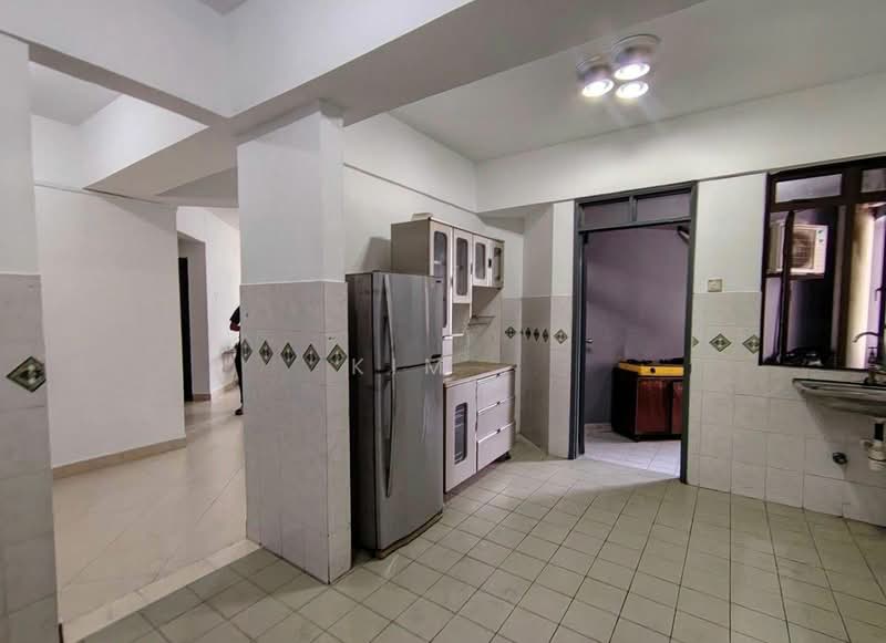 Condominium for Rent at Kondominium Tanjung Puteri - Kim . - Kitchen - PropertyGuru.com.my