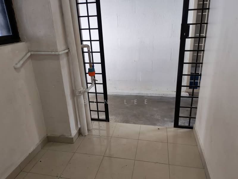 Pangsapuri untuk Dijual di Greenlane Heights Block H - Ben Lee - Interior - PropertyGuru.com.my