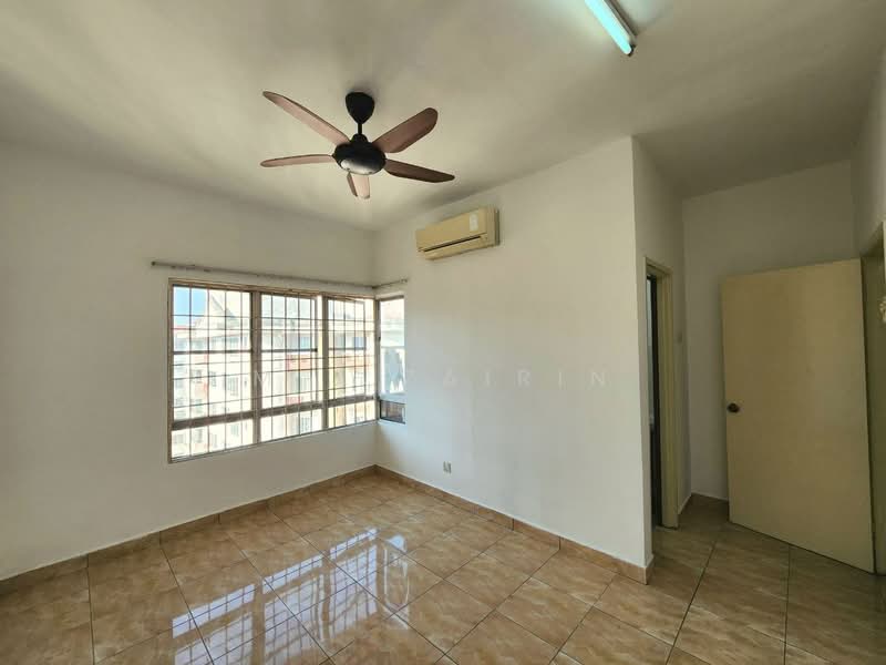 Apartment for Sale at Melur Apartment - M.J Zairin - Living Room - PropertyGuru.com.my