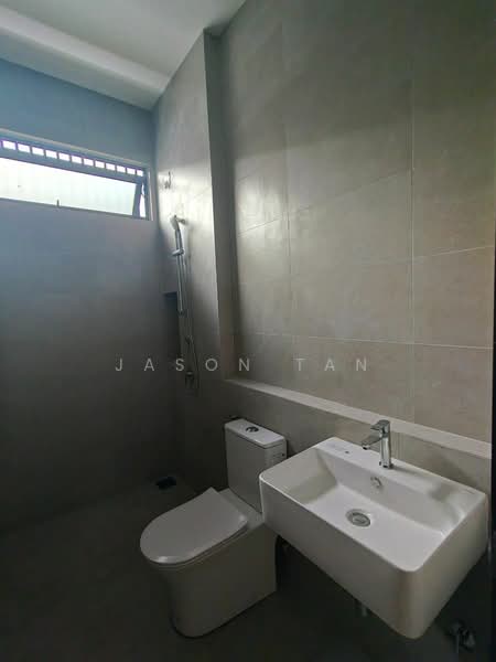 Rumah Kluster untuk Dijual di Austin Crest (Johor Bahru) - Jason Tan - Bathroom - PropertyGuru.com.my