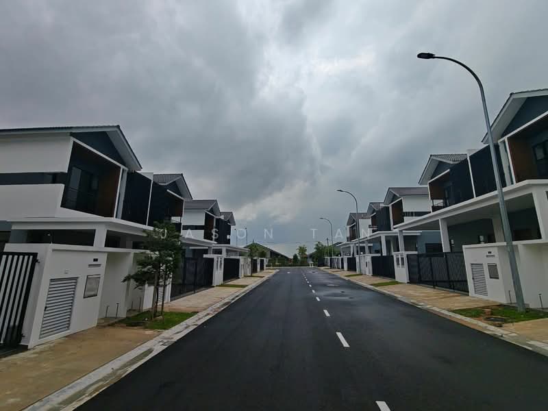 Rumah Kluster untuk Dijual di Austin Crest (Johor Bahru) - Jason Tan - Exterior - PropertyGuru.com.my