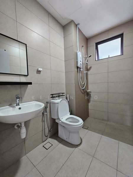 Condominium for Sale at Rumbia Residence - Kelvin Ho - Bathroom - PropertyGuru.com.my