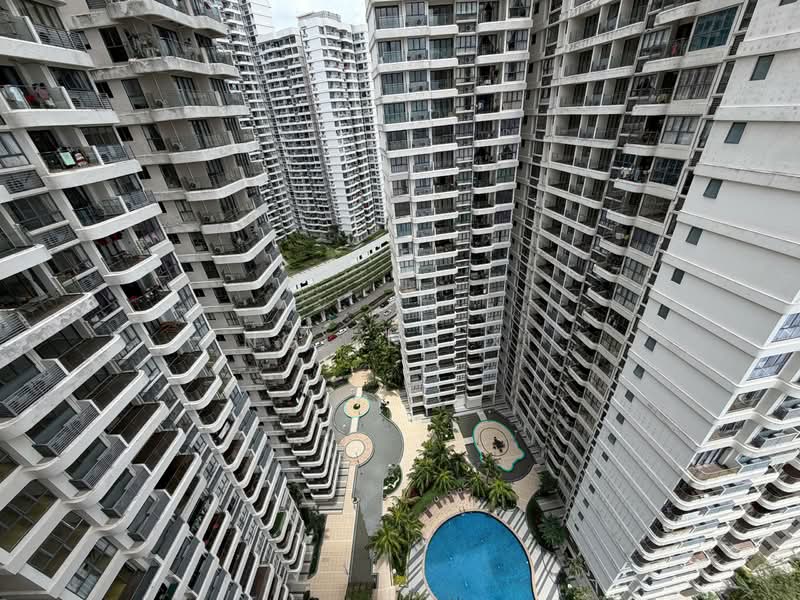 Kondominium untuk Dijual di Bay Laurel @ Country Garden Danga Bay - NG ZEN XI - Exterior - PropertyGuru.com.my
