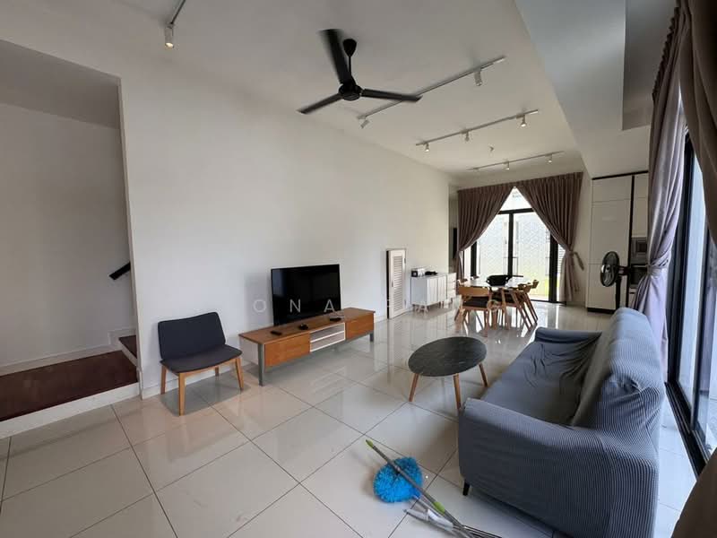 Terraced House for Rent in Medini (Iskandar Puteri (Nusajaya)) - Fiona Pang - Living Room - PropertyGuru.com.my