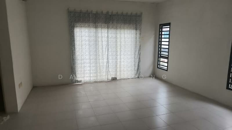 Rumah Berkembar untuk Dijual di Taman Scientex Pasir Gudang (Pasir Gudang) - Daniel Yong - Living Room - PropertyGuru.com.my