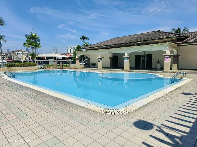 Condominium for Sale at Le Jardin Deluxe - M.J Zairin - Pool - PropertyGuru.com.my